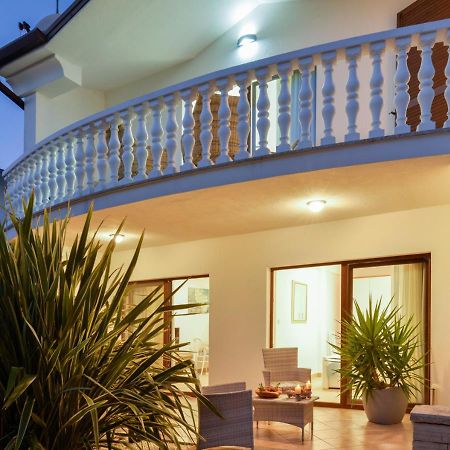 Apartments Villa Rosi Umag Exterior photo